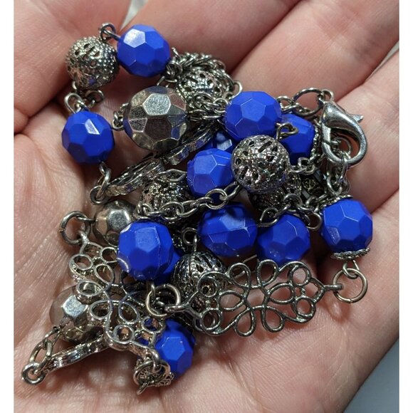 Floral Blue And Silver Tone Beaded Necklace - Picture 5 of 6